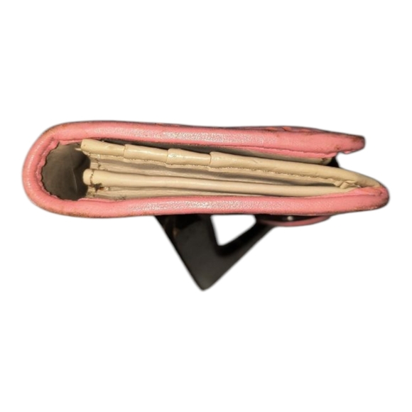 Coach Salmon Pink w Gold Lettering Embossed Leather Wallet Euc - Picture 7 of 10